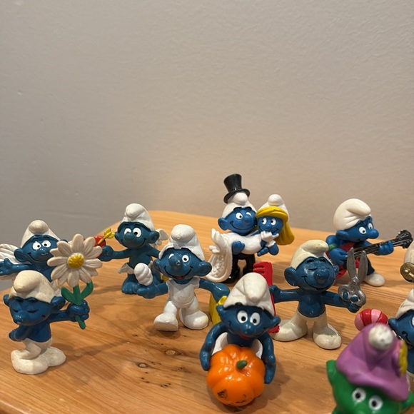Lot of 28 vintage smurf collection - Picture 7 of 16